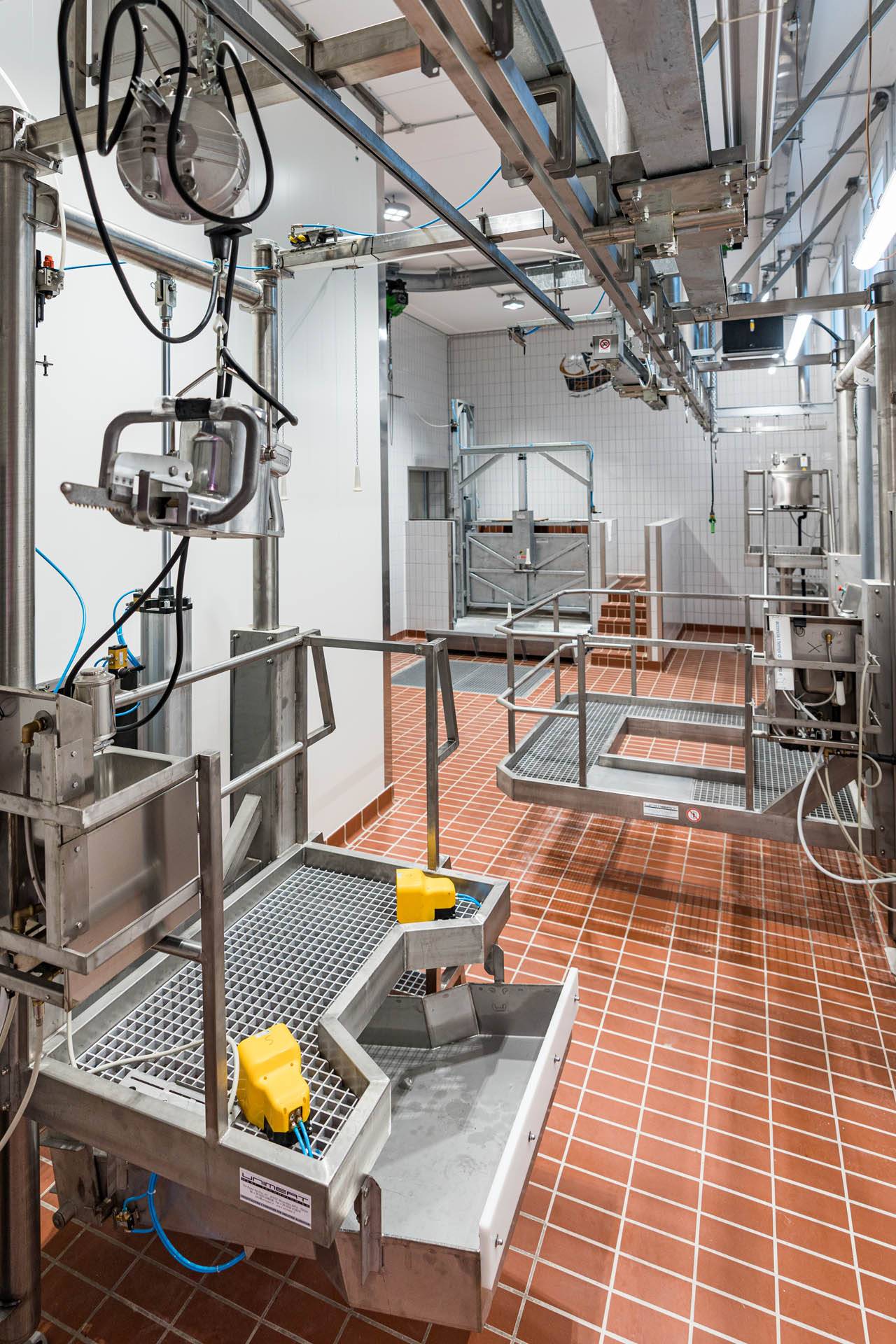 JC-ferro rosso-macelleria